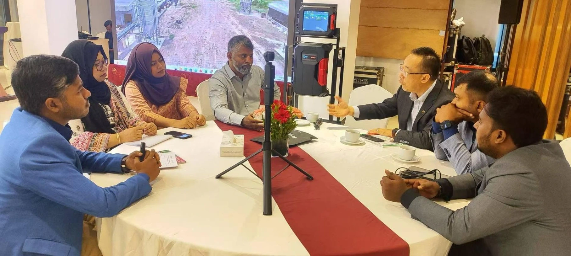 GPT Bangladesh and Paragon Group executives at Poultry Farming Technology Seminar